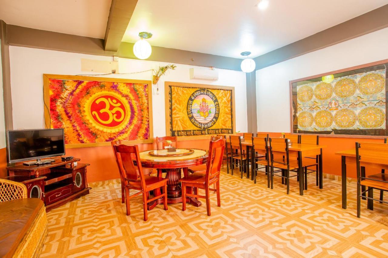 Silver Sky Hotel Pokhara Zewnętrze zdjęcie