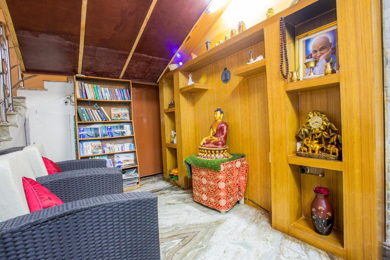 Silver Sky Hotel Pokhara Zewnętrze zdjęcie