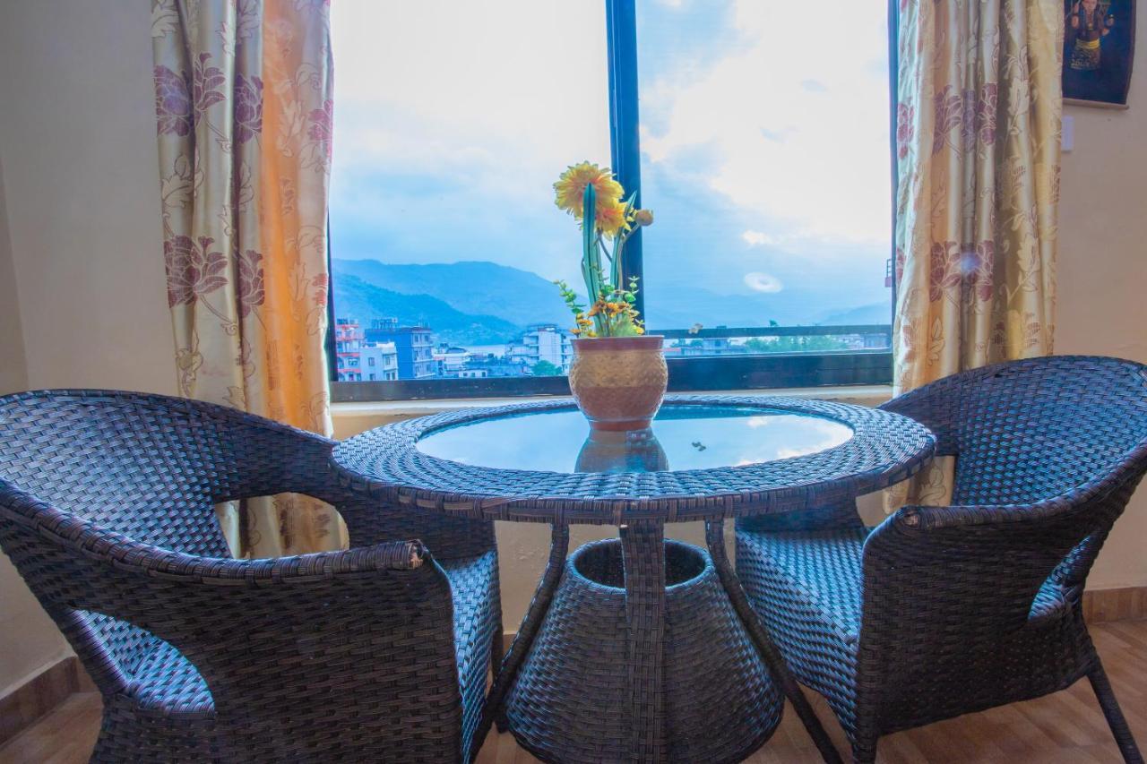 Silver Sky Hotel Pokhara Zewnętrze zdjęcie