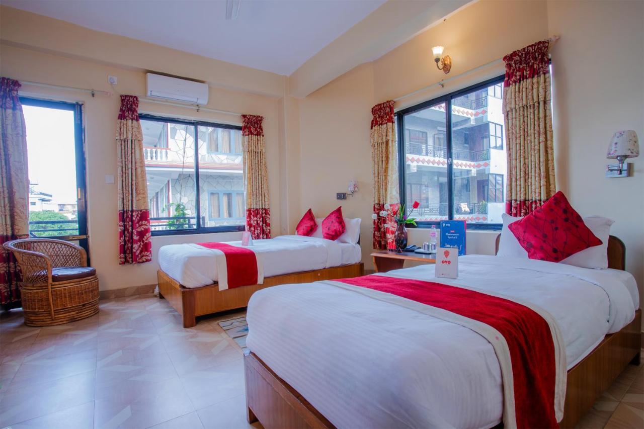 Silver Sky Hotel Pokhara Zewnętrze zdjęcie