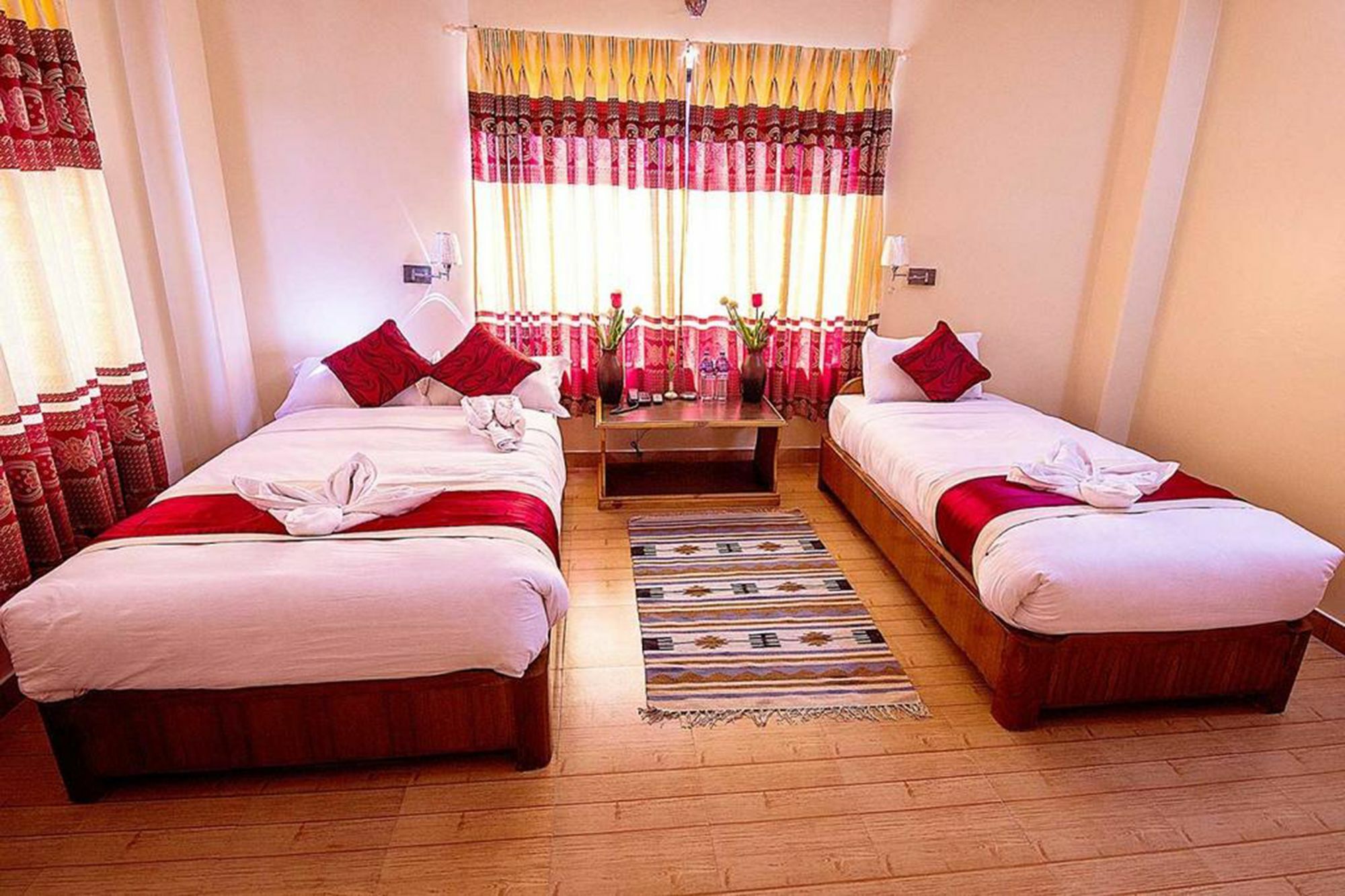 Silver Sky Hotel Pokhara Zewnętrze zdjęcie